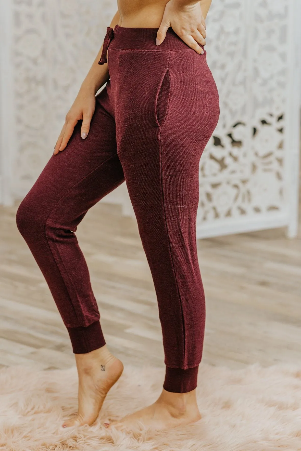 Curl Up Ribbed Elastic Tie Waist Joggers in Burgundy